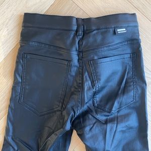 Dr. Denim Plenty Jean in Black Metal